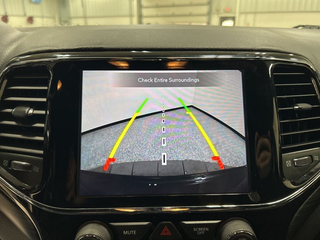 2020 Jeep Grand Cherokee Laredo E