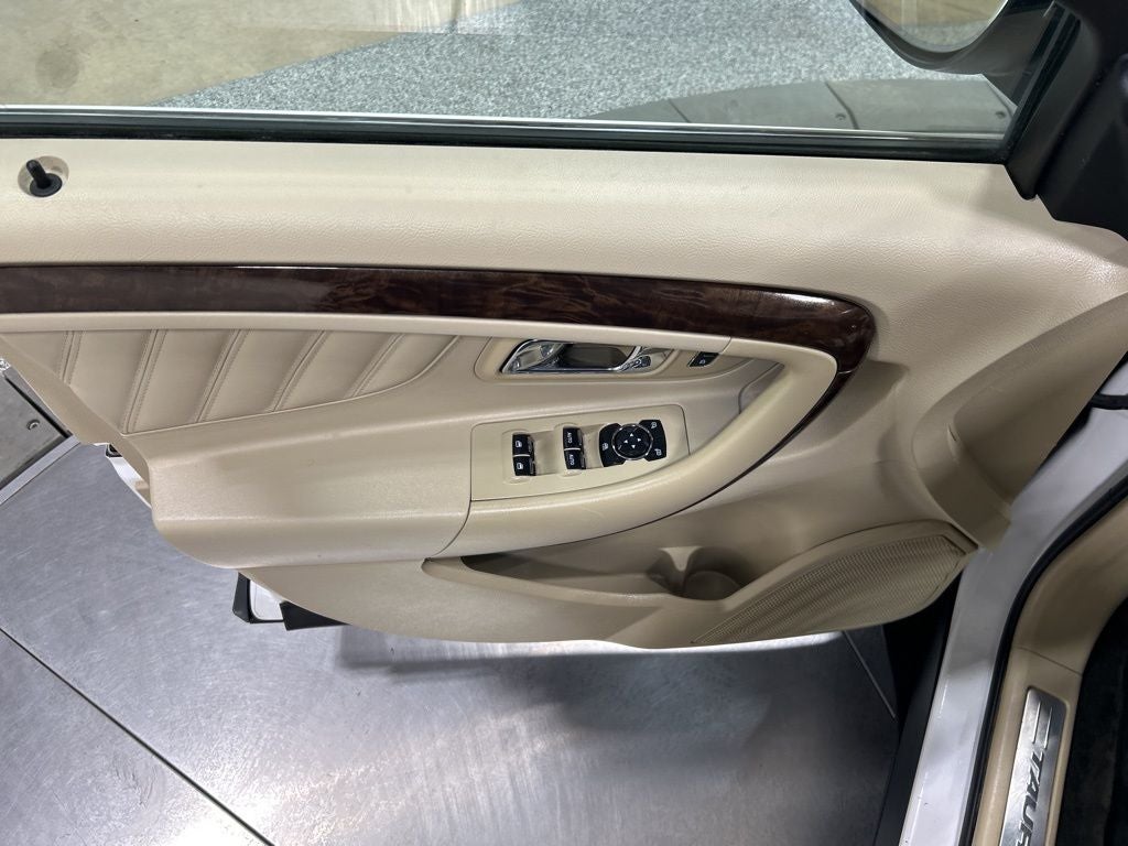 2015 Ford Taurus Limited