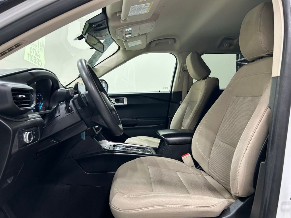 2020 Ford Explorer Base