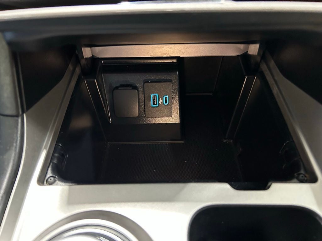 2020 Ford Explorer Base