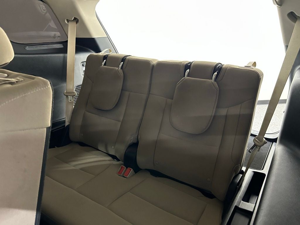 2020 Ford Explorer Base