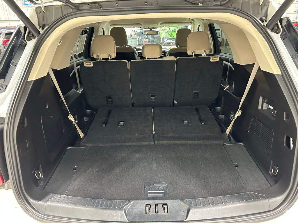 2020 Ford Explorer Base