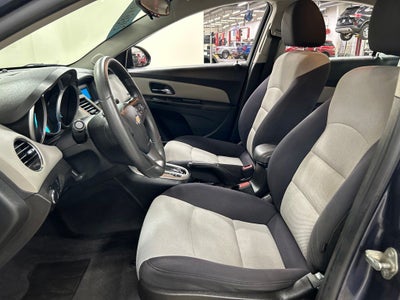 2013 Chevrolet Cruze LS