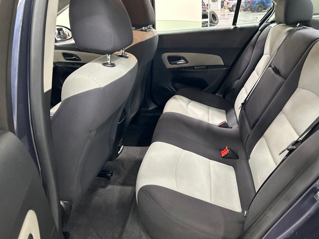 2013 Chevrolet Cruze LS