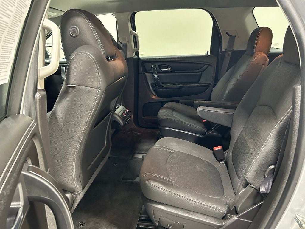 2015 GMC Acadia SLE-2