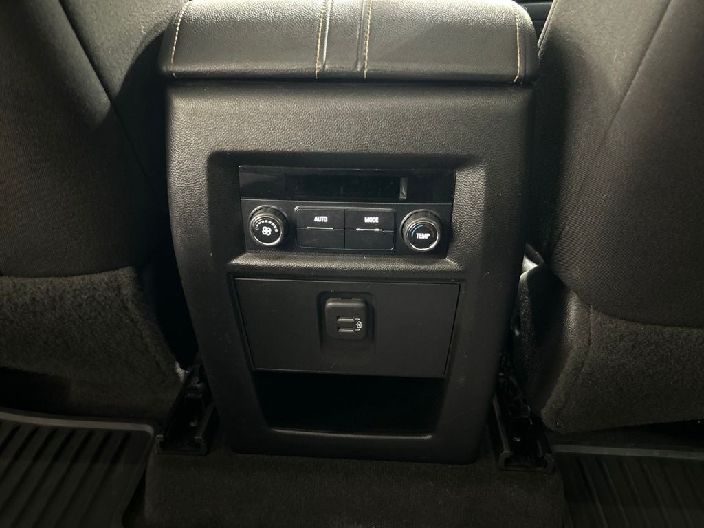 2019 Chevrolet Traverse LT Cloth w/1LT
