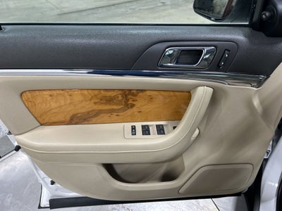 2012 Lincoln MKS Ultimate Package