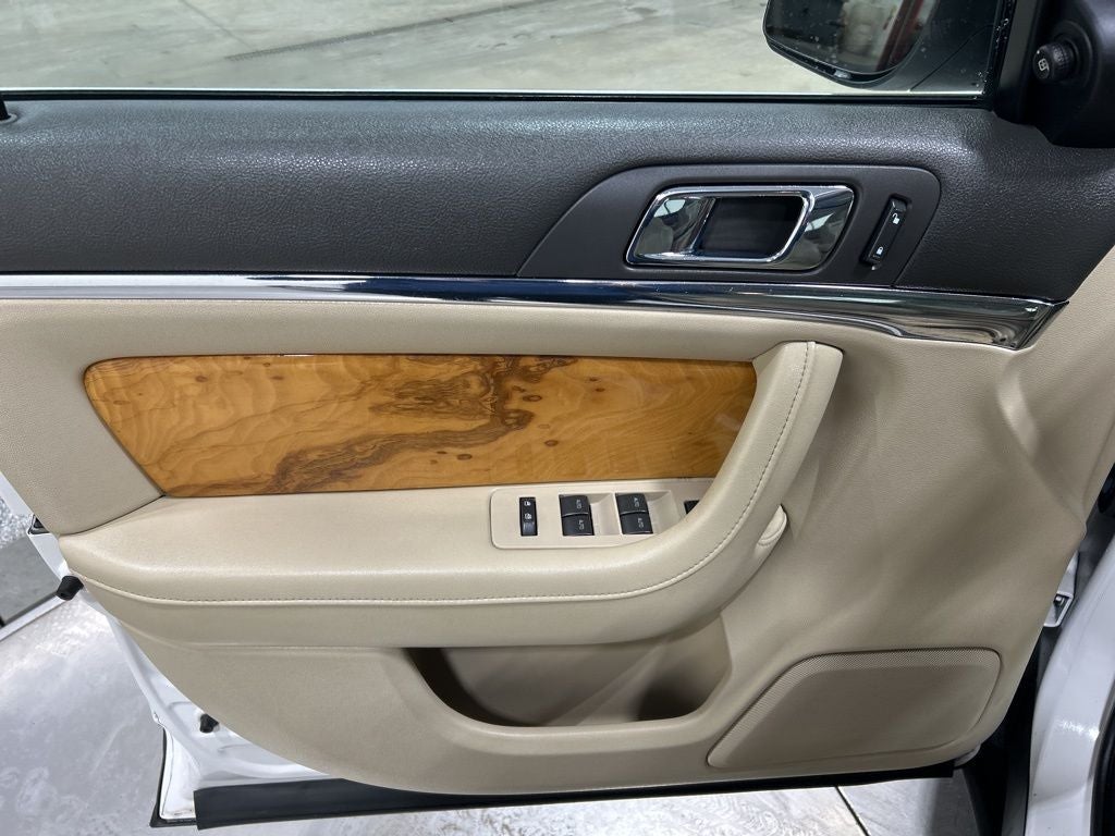 2012 Lincoln MKS Ultimate Package