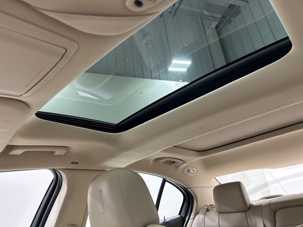 2012 Lincoln MKS Ultimate Package