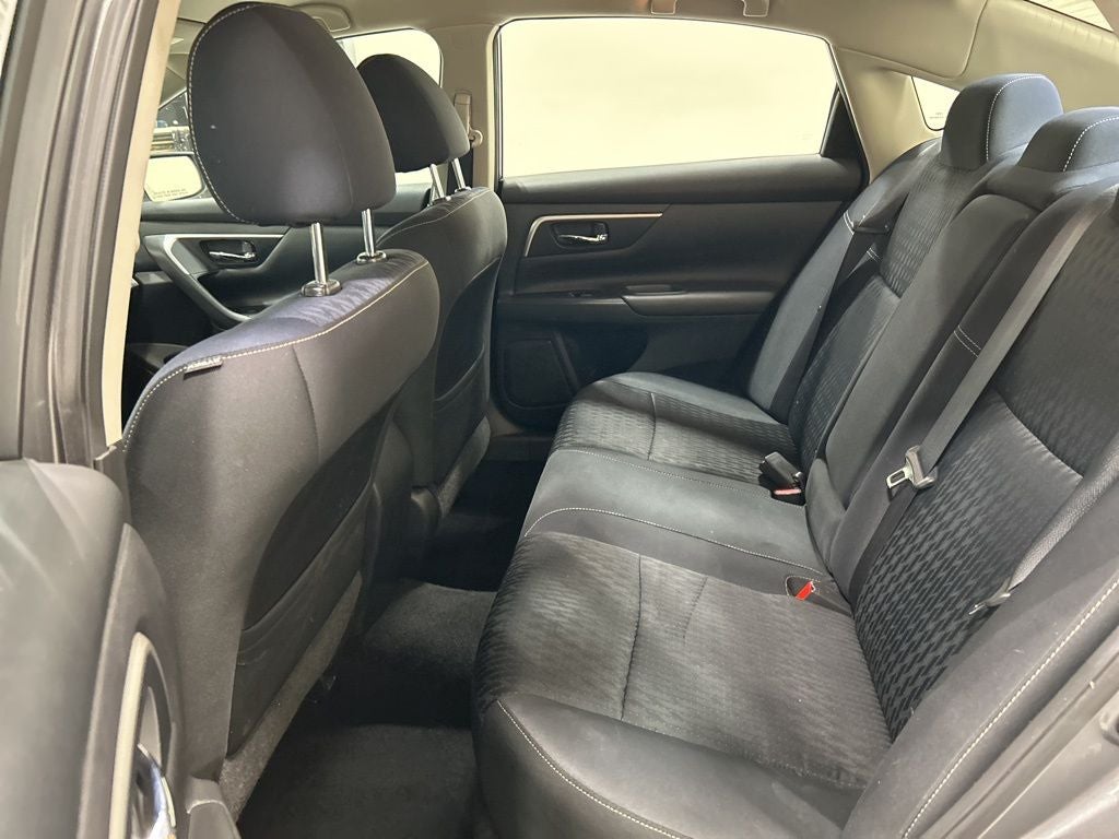 2017 Nissan Altima 2.5 SV