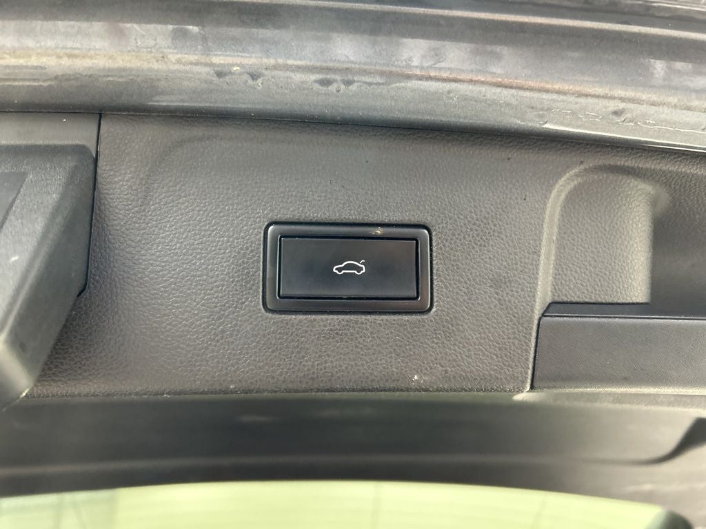 2018 Volkswagen Atlas 3.6L V6 SE w/Technology