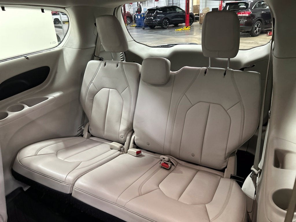 2017 Chrysler Pacifica Touring L