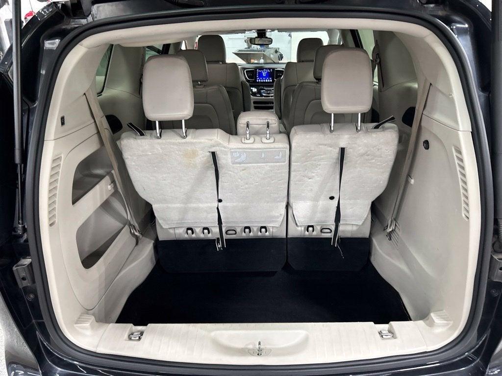 2017 Chrysler Pacifica Touring L