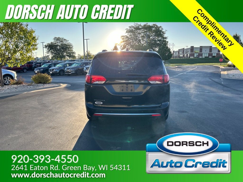 2017 Chrysler Pacifica Touring L