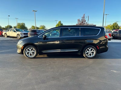 2017 Chrysler Pacifica Touring L