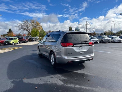 2020 Chrysler Pacifica Touring L