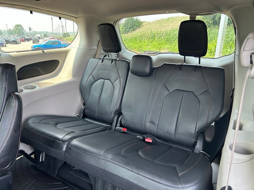 2017 Chrysler Pacifica Touring L