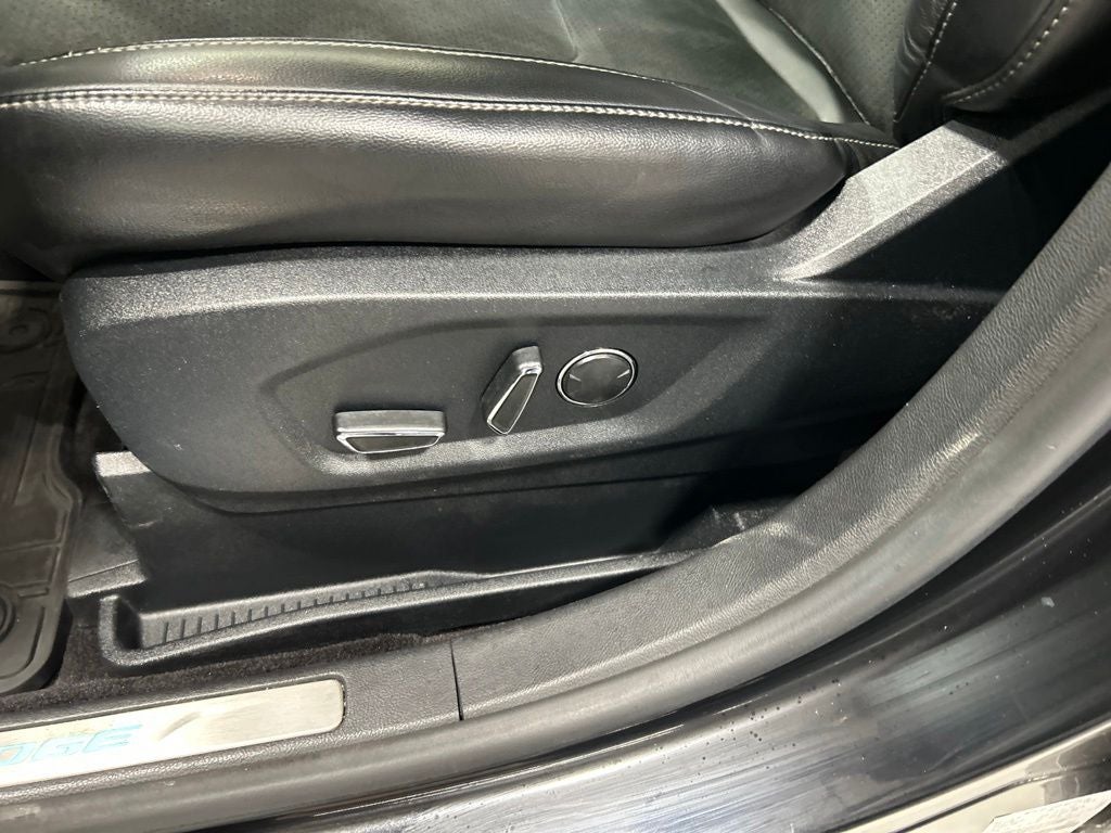 2016 Ford Edge Sport