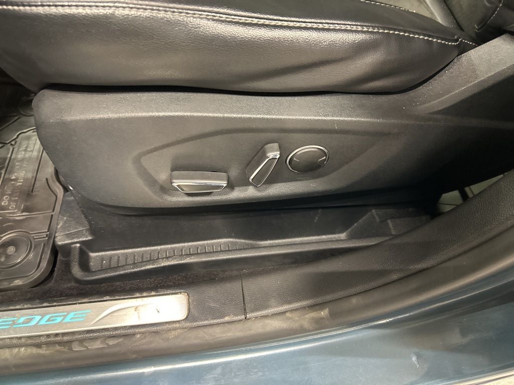 2016 Ford Edge Sport