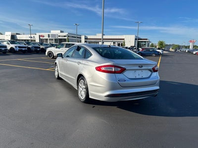 2014 Ford Fusion SE