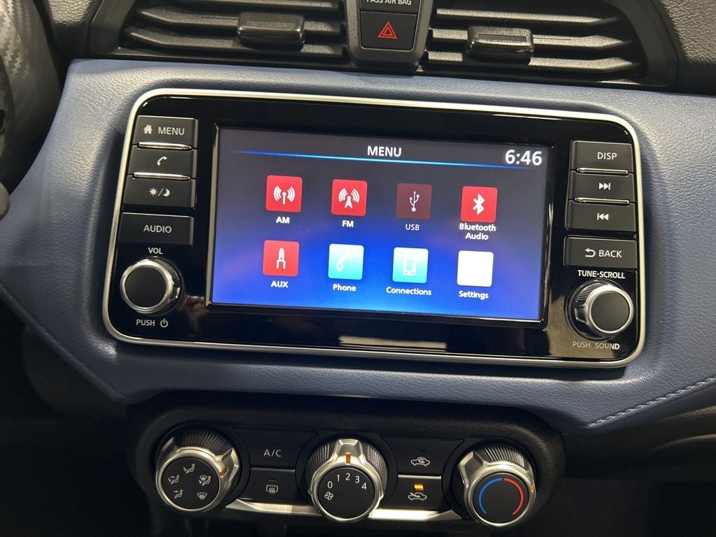 2023 Nissan Versa 1.6 SV