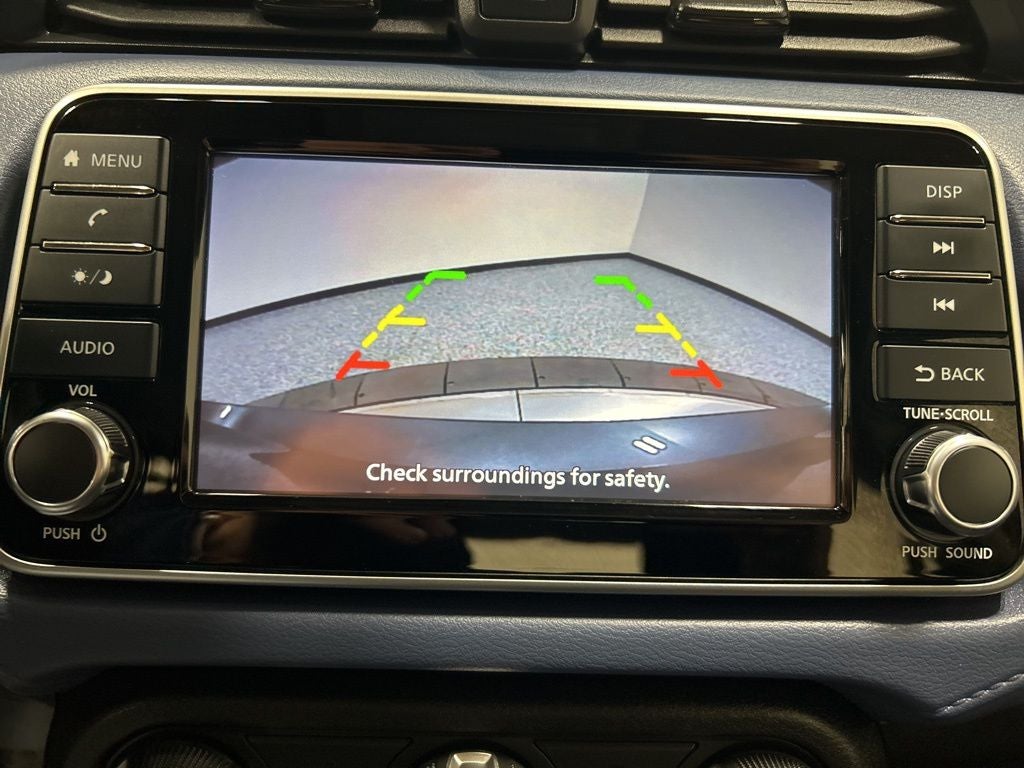 2023 Nissan Versa 1.6 SV