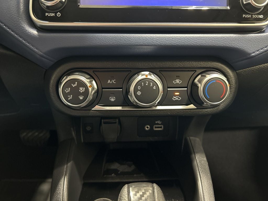 2023 Nissan Versa 1.6 SV