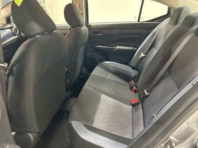 2023 Nissan Versa 1.6 SV