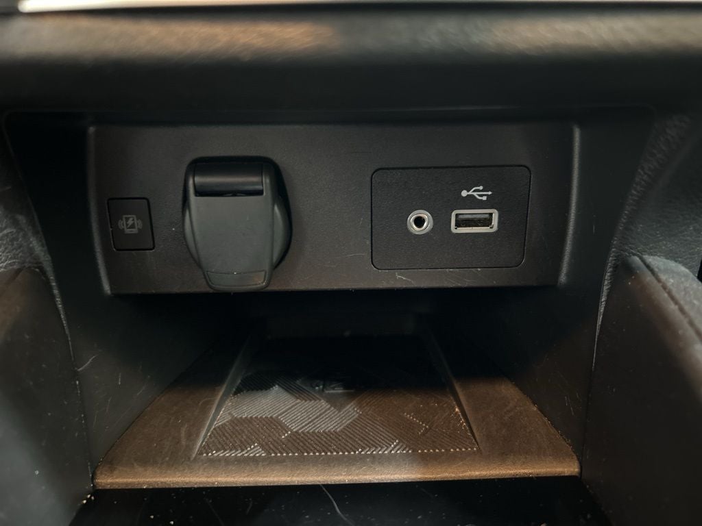 2023 Nissan Versa 1.6 SV