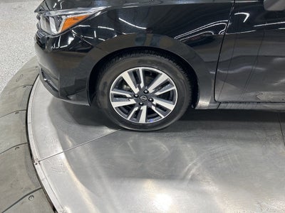 2023 Nissan Versa 1.6 SV