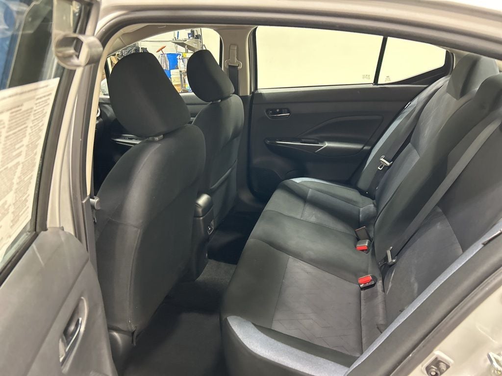 2023 Nissan Versa 1.6 SV