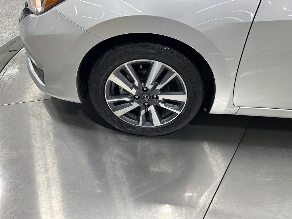 2023 Nissan Versa 1.6 SV