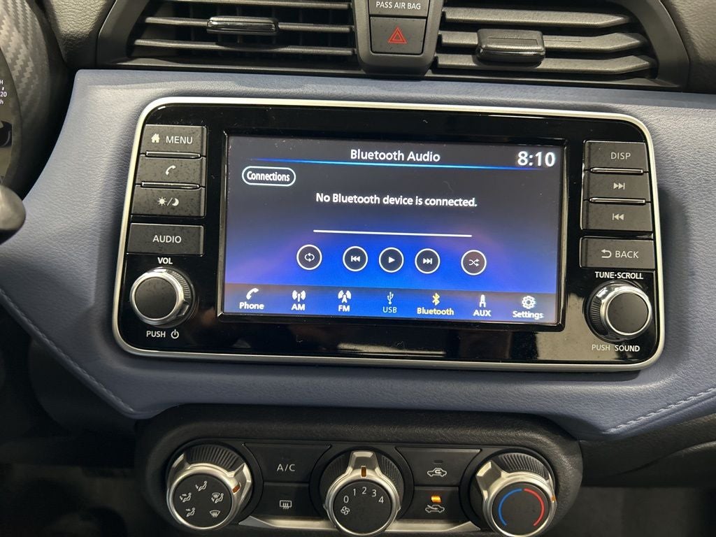 2023 Nissan Versa 1.6 SV