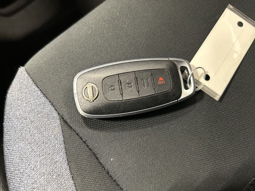 2023 Nissan Versa 1.6 SV