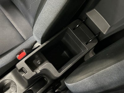 2023 Nissan Versa 1.6 SV