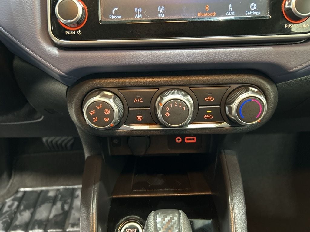 2023 Nissan Versa 1.6 SV