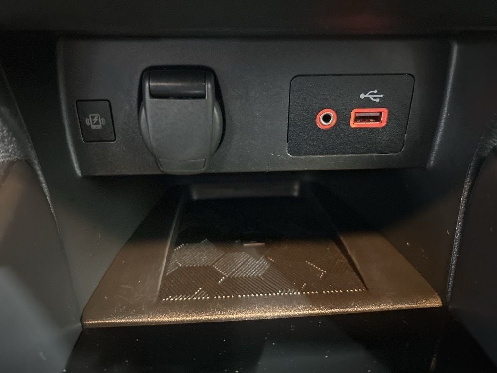 2023 Nissan Versa 1.6 SV