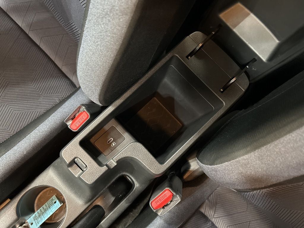 2023 Nissan Versa 1.6 SV