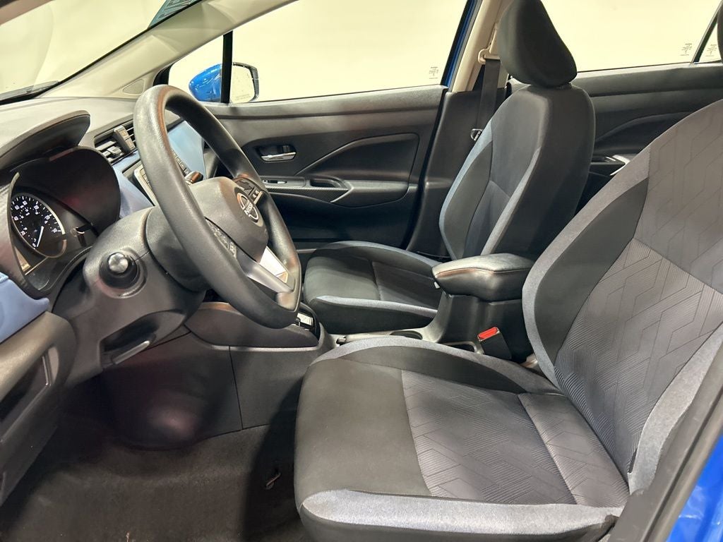 2023 Nissan Versa 1.6 SV