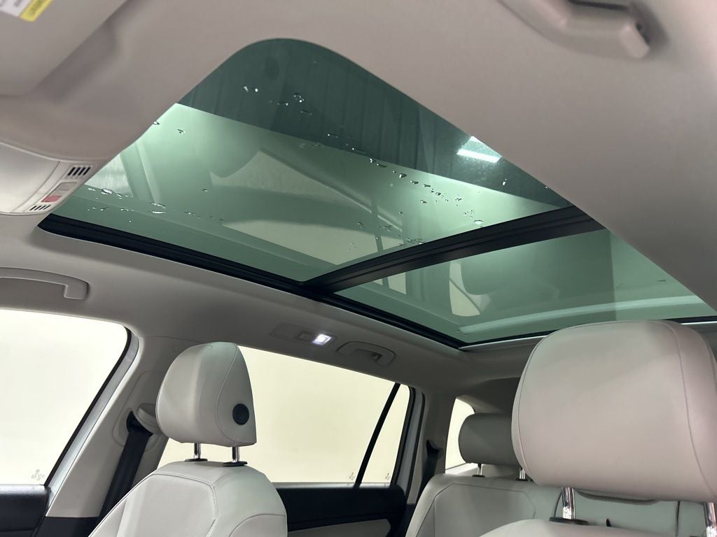 2018 Volkswagen Tiguan 2.0T SEL 4Motion