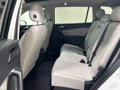 2018 Volkswagen Tiguan 2.0T SEL 4Motion