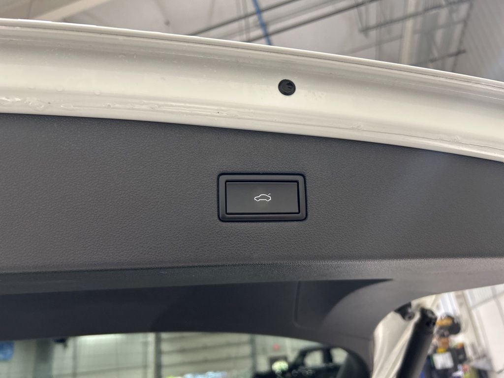 2018 Volkswagen Tiguan 2.0T SEL 4Motion