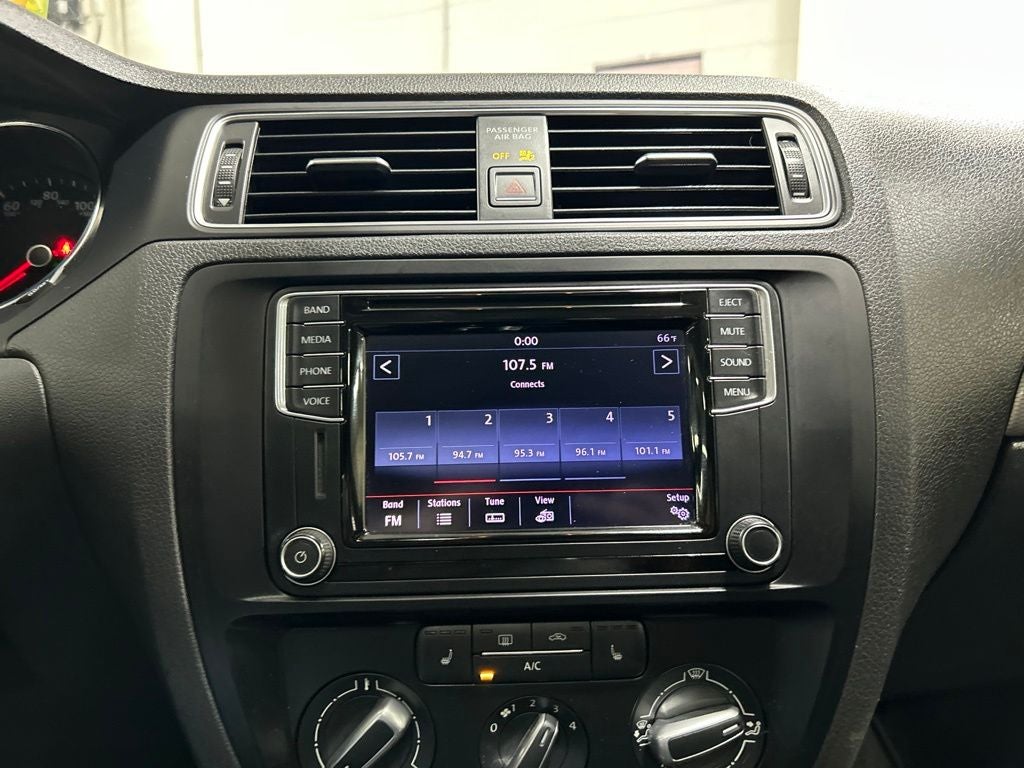 2017 Volkswagen Jetta 1.4T SE