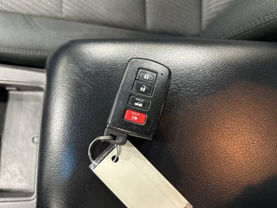 2017 Toyota Camry Hybrid LE