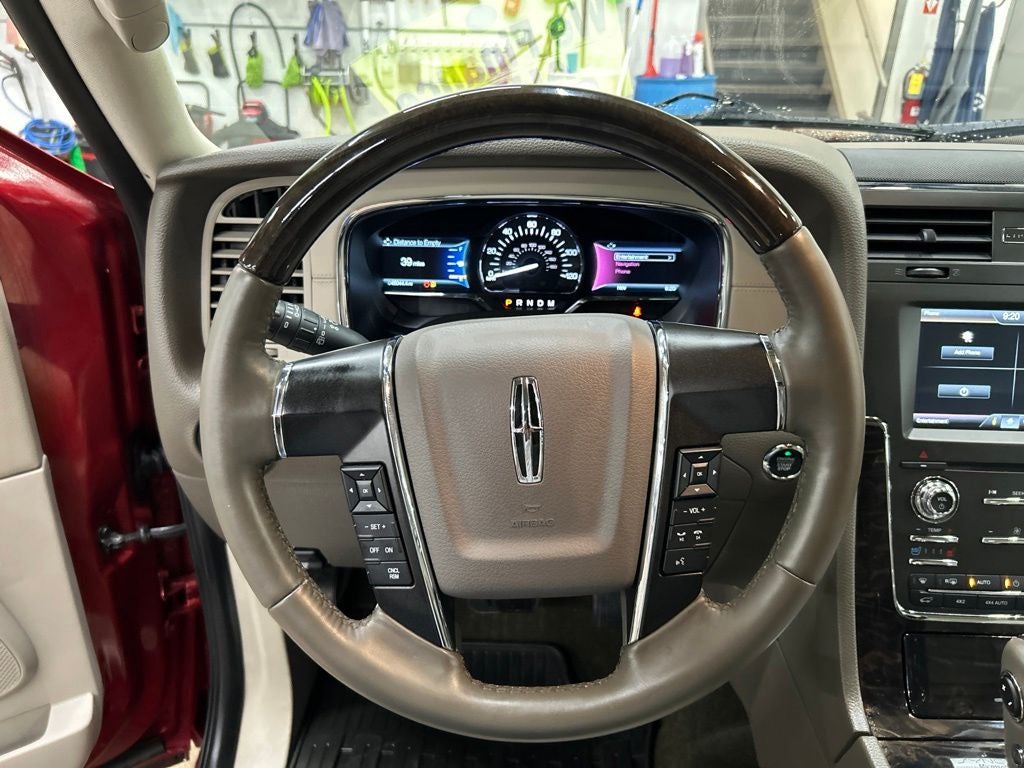 2015 Lincoln Navigator Base