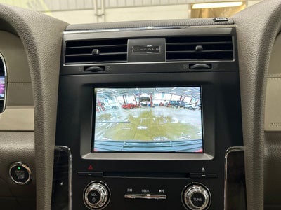 2015 Lincoln Navigator Base