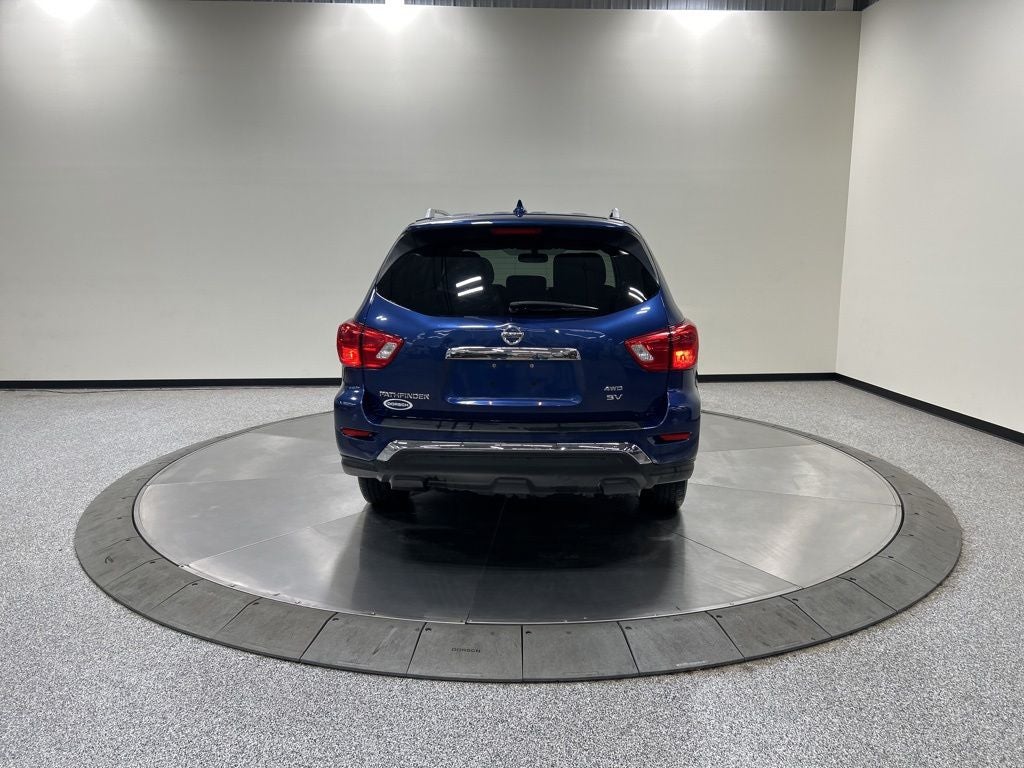 2020 Nissan Pathfinder SV