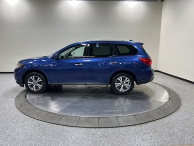 2020 Nissan Pathfinder SV