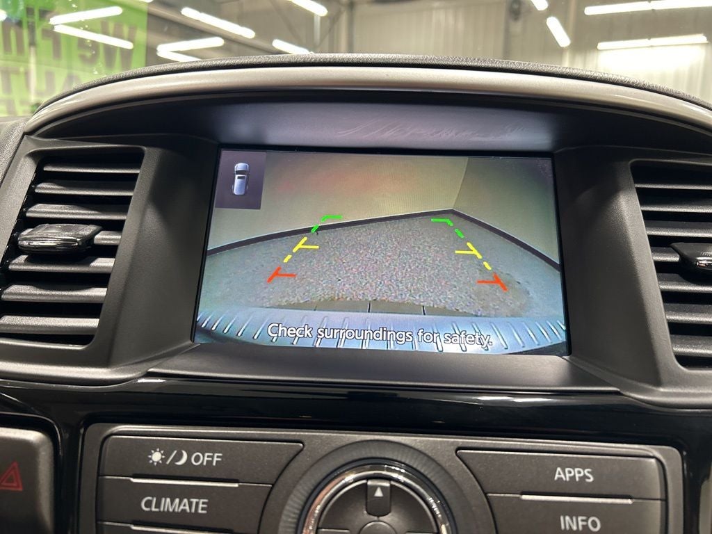 2020 Nissan Pathfinder SV