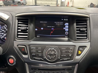 2019 Nissan Pathfinder SL